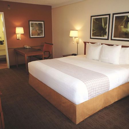 La Quinta Inn By Wyndham Austin Capitol / Downtown Eksteriør bilde