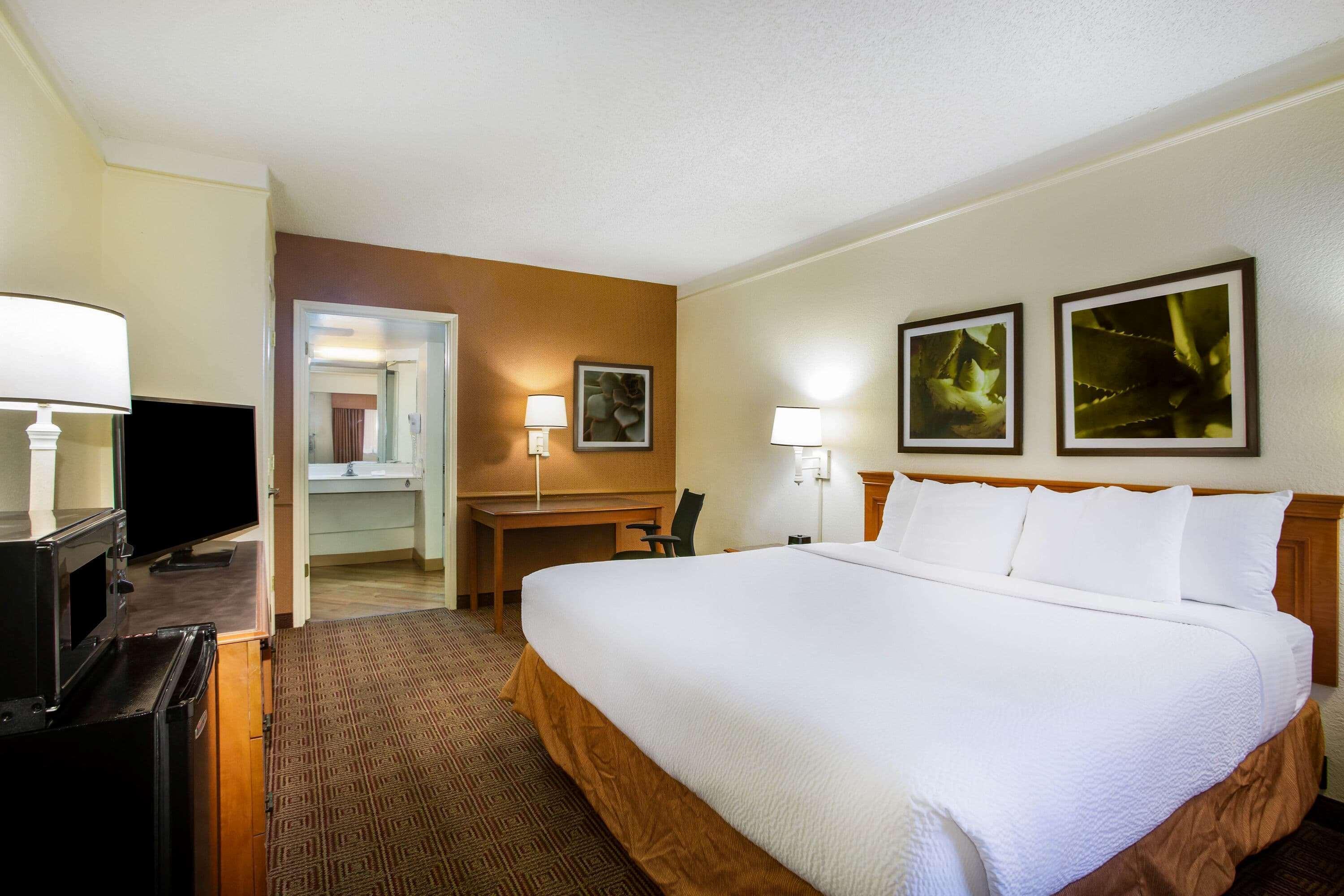 La Quinta Inn By Wyndham Austin Capitol / Downtown Eksteriør bilde