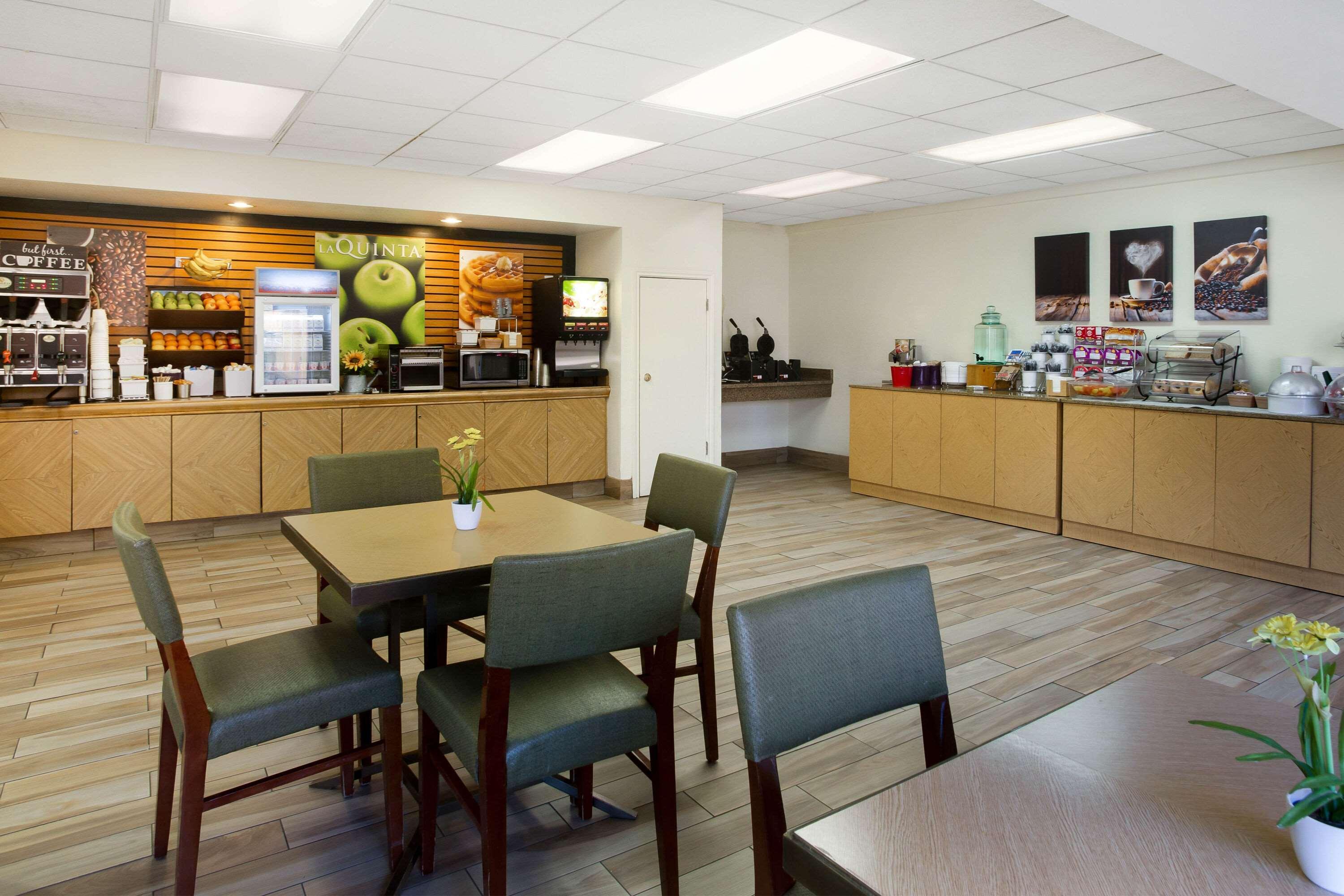 La Quinta Inn By Wyndham Austin Capitol / Downtown Eksteriør bilde